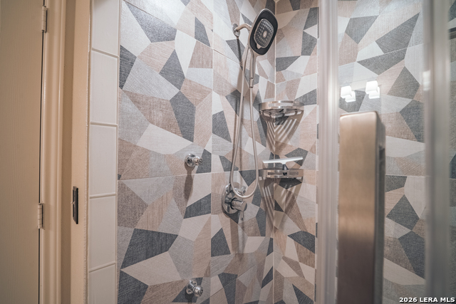 Image 21 of 31 For 20310 Blue Trinity