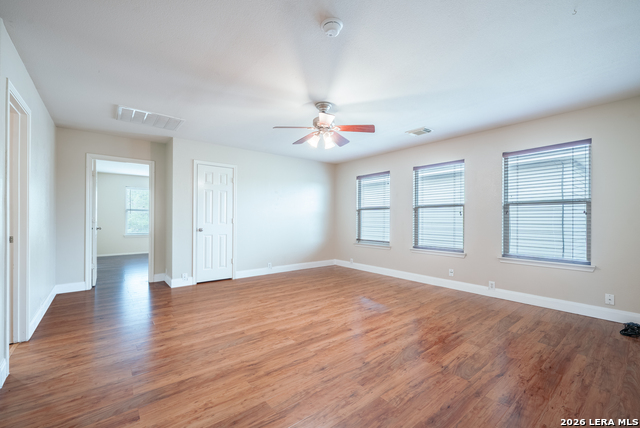 Image 24 of 31 For 20310 Blue Trinity