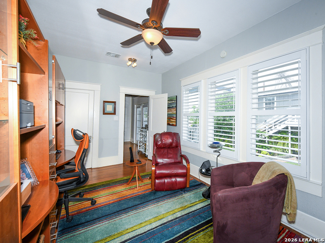 Image 11 of 28 For 947 Agarita W