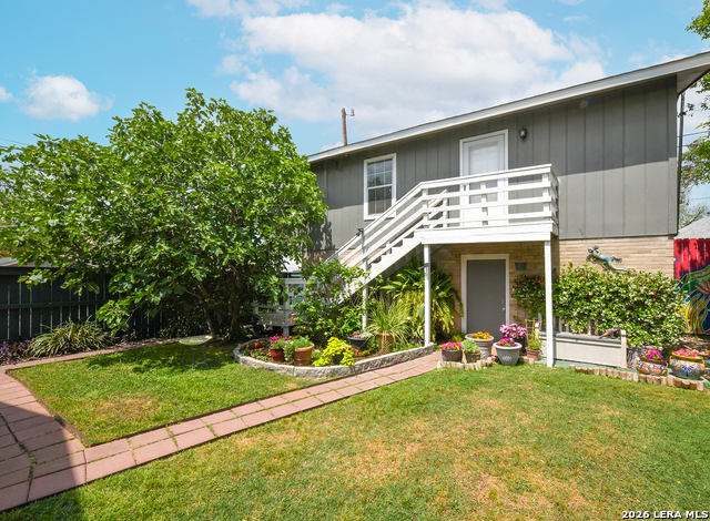 Image 18 of 28 For 947 Agarita W