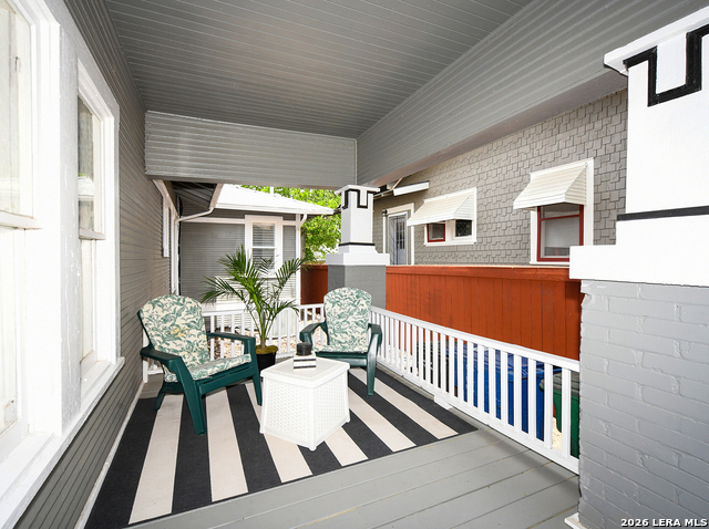 Image 4 of 28 For 947 Agarita W