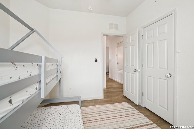 Image 17 of 33 For 9615 Harbor Mist