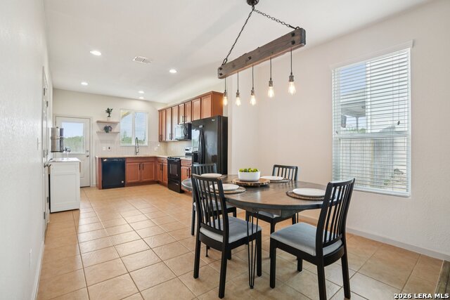 Image 7 of 33 For 9615 Harbor Mist