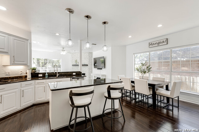 Image 41 of 66 For 17410 Shady Canyon Dr