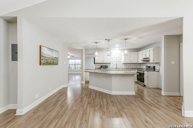 Image 10 of 36 For 6322 Regency Mnr