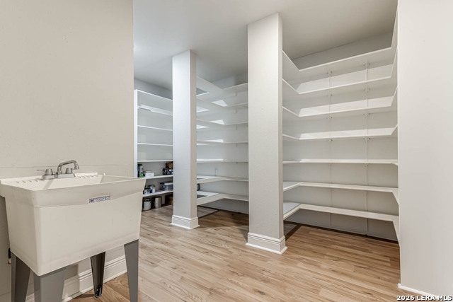 Image 32 of 36 For 6322 Regency Mnr