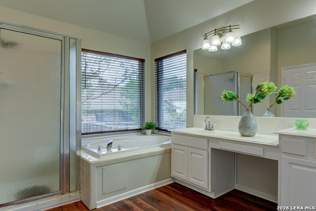 Image 18 of 33 For 37 Sweetwood