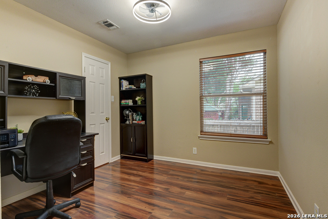 Image 19 of 33 For 37 Sweetwood