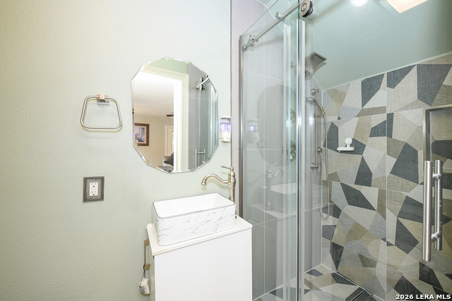 Image 22 of 23 For 15922 Tampke