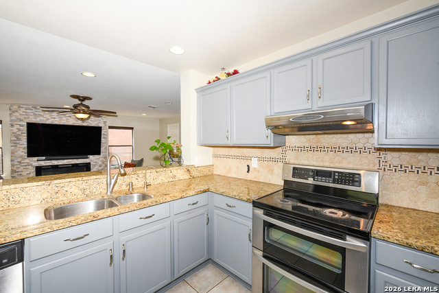 Image 9 of 23 For 15922 Tampke