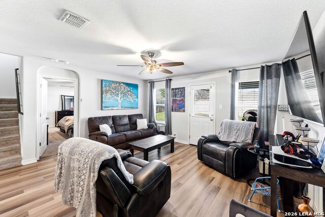 Image 5 of 38 For 8919 Taylor Grv