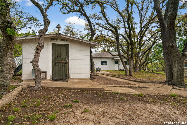 Image 43 of 53 For 27217 Okent  