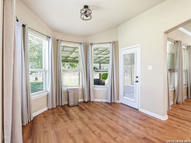 Image 17 of 49 For 1211 Copperhead Road