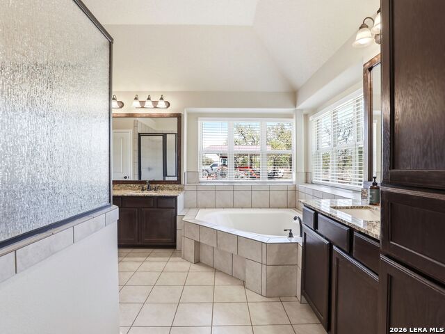 Image 24 of 49 For 1211 Copperhead Road