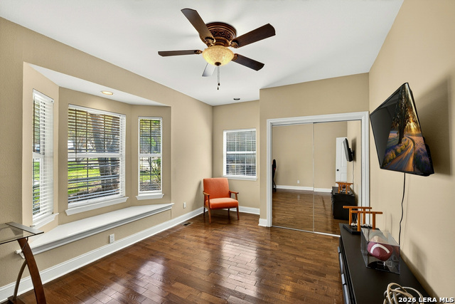 Image 18 of 35 For 11 Falls Vw  