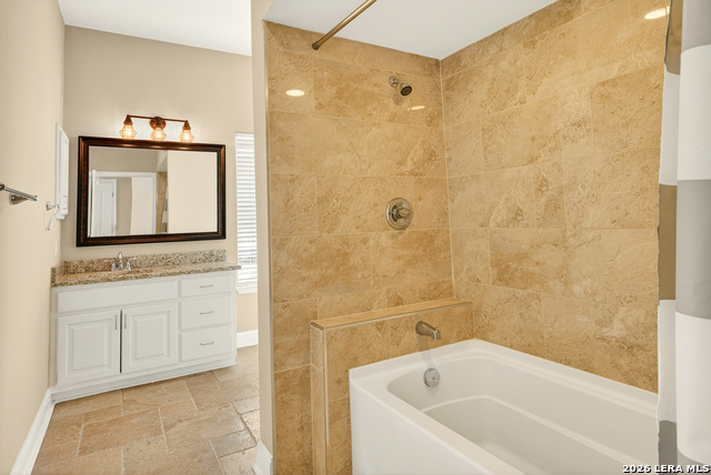 Image 23 of 35 For 11 Falls Vw  