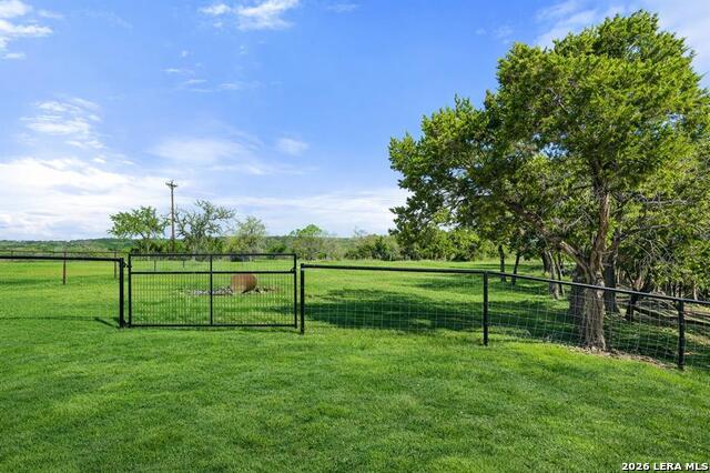 Image 40 of 40 For 2415 Comal Spgs