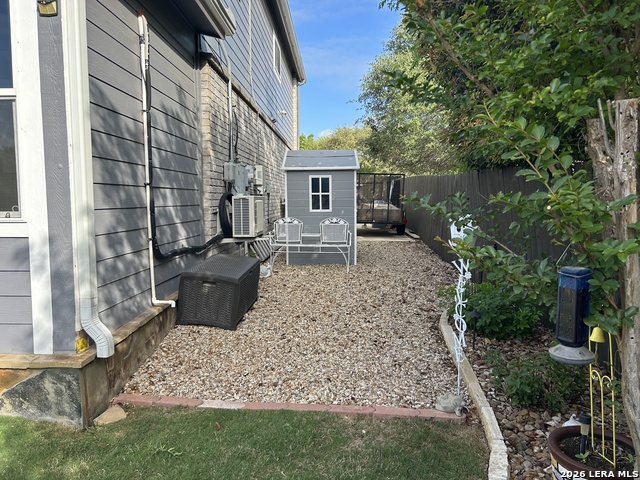 Image 13 of 59 For 12470 Cedar Trl