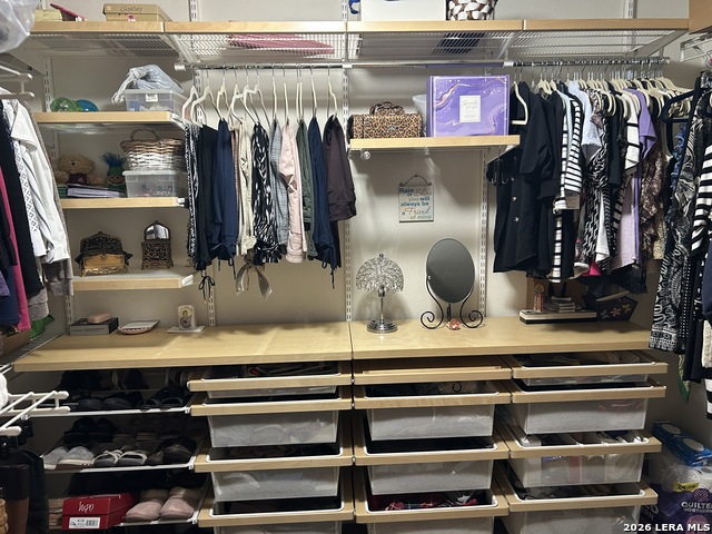 Image 25 of 59 For 12470 Cedar Trl