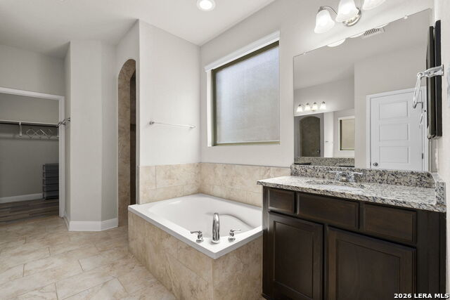 Image 15 of 37 For 8303 Dianthus Stead