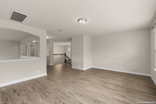 Image 19 of 37 For 8303 Dianthus Stead