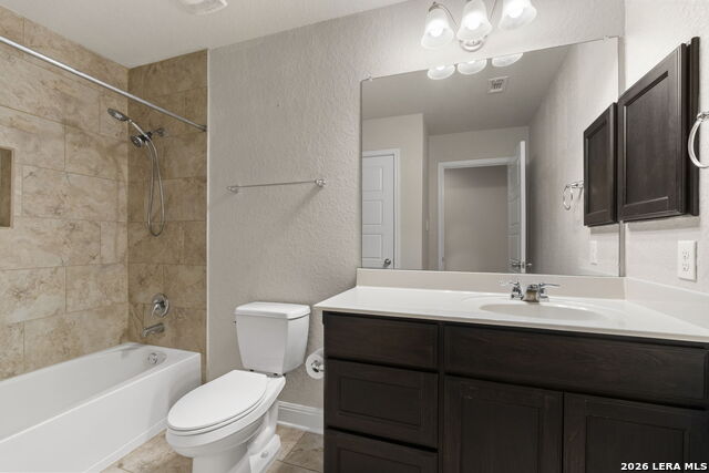 Image 25 of 37 For 8303 Dianthus Stead