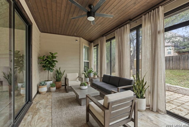 Image 26 of 37 For 8303 Dianthus Stead