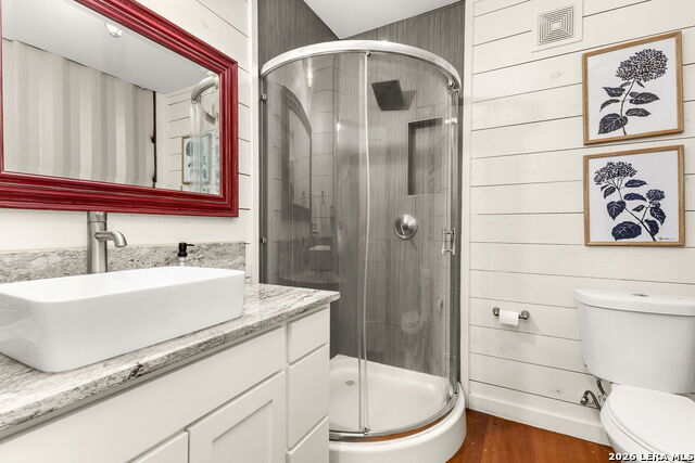 Image 17 of 39 For 9035 Fm 725  