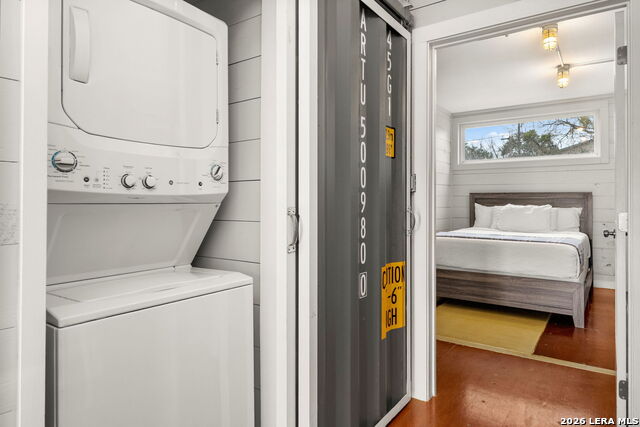 Image 32 of 39 For 9035 Fm 725  