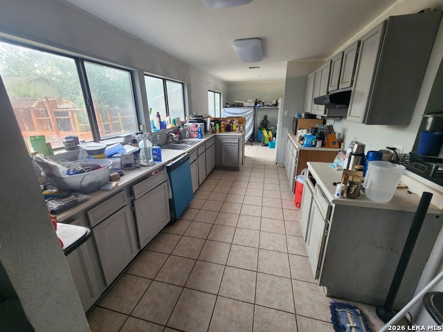 Image 5 of 14 For 9802 Trendwood