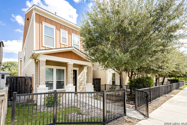 Details for 211 Courtland E, San Antonio, TX 78212