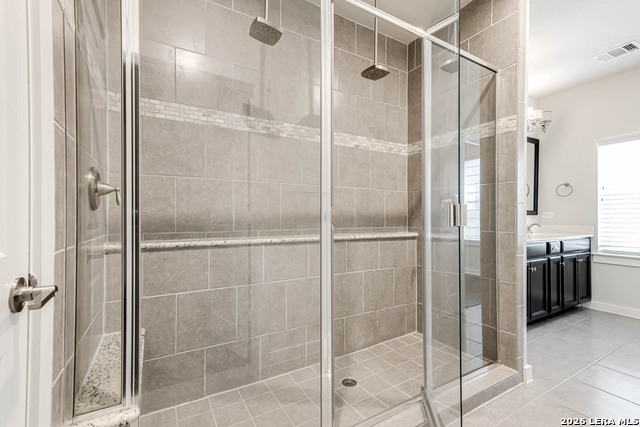 Image 20 of 31 For 211 Courtland E