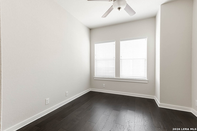 Image 24 of 31 For 211 Courtland E