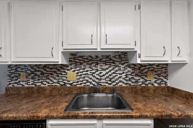 Image 10 of 27 For 3437 Turtle Village St  91