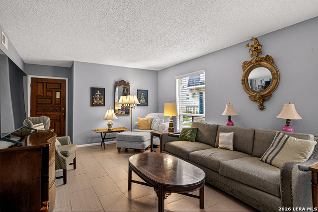 Image 6 of 27 For 3437 Turtle Village St  91