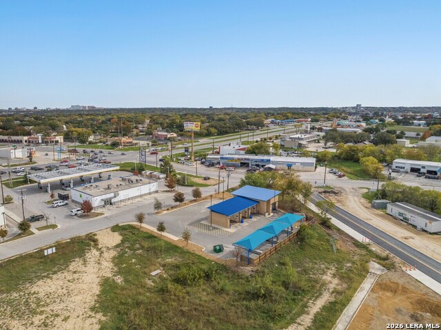 Listing photo id 8 for 7535 Bandera Rd