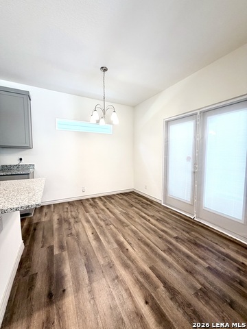 Image 17 of 46 For 2045 Silver Oaks