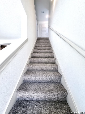 Image 20 of 46 For 2045 Silver Oaks