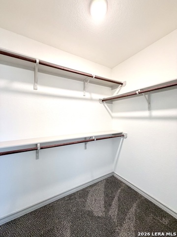 Image 29 of 46 For 2045 Silver Oaks