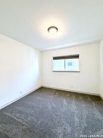 Image 30 of 46 For 2045 Silver Oaks