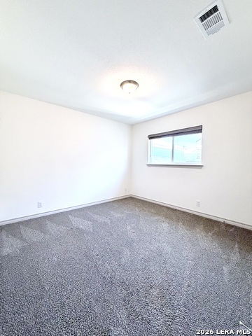 Image 33 of 46 For 2045 Silver Oaks