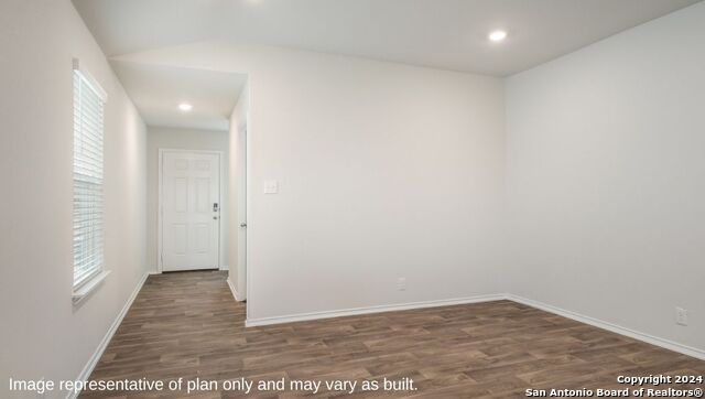 Image 3 of 32 For 3017 Boaz Village