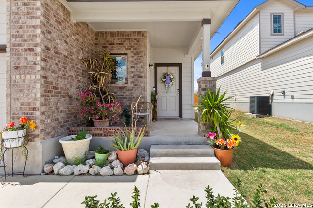 Image 3 of 25 For 5919 Poolside Park