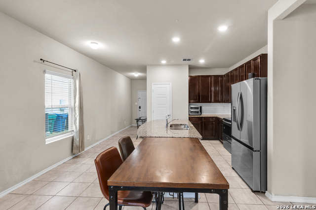 Image 6 of 25 For 5919 Poolside Park