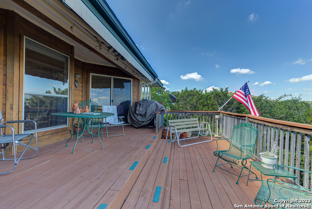 Image 17 of 27 For 1254 Village Shore Dr