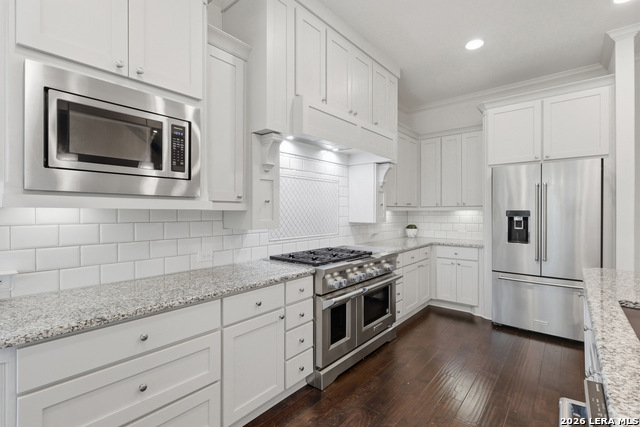 Image 15 of 39 For 27151 Montana Pass