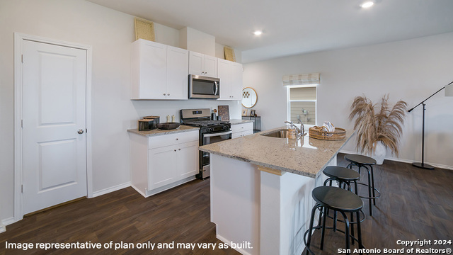 Image 5 of 33 For 3021 Boaz Village