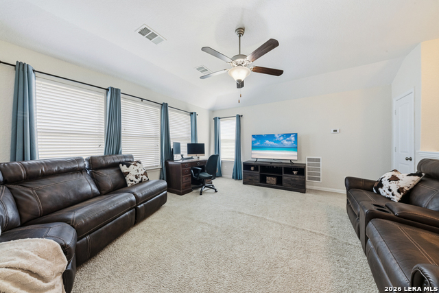 Image 22 of 24 For 467 Briar  