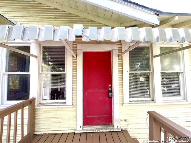 Details for 810 Magnolia W 2, San Antonio, TX 78212