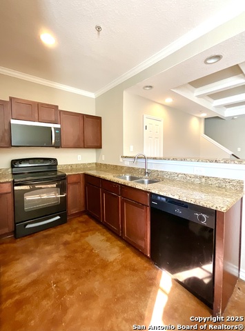 Listing photo id 3 for 6404 Attucks Ln